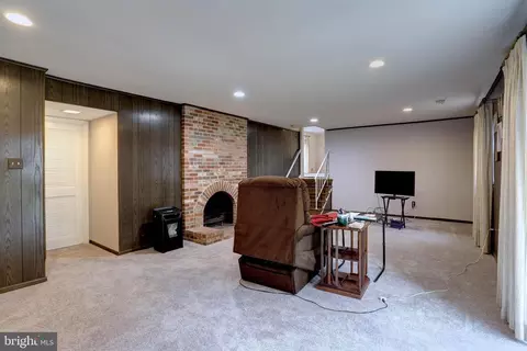 11901 Callow Ter, Laurel, MD 20708 photo 16