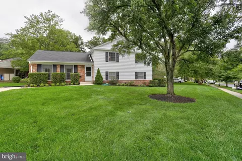 11901 Callow Ter, Laurel, MD 20708 photo 2
