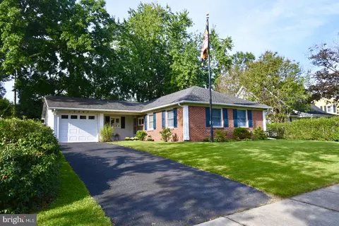12407 Stafford Ln, Bowie, MD 20715