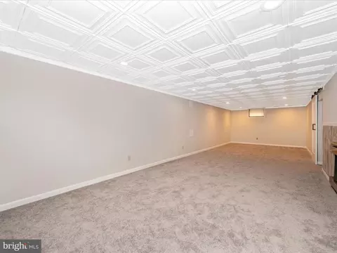 6703 Cathedral Ave, Lanham, MD 20706 photo 35