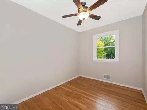 6703 Cathedral Ave, Lanham, MD 20706 photo 27