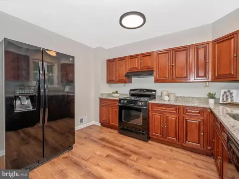 6703 Cathedral Ave, Lanham, MD 20706 photo 16