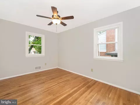 6703 Cathedral Ave, Lanham, MD 20706 photo 24