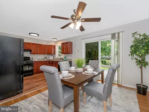 6703 Cathedral Ave, Lanham, MD 20706 photo 12