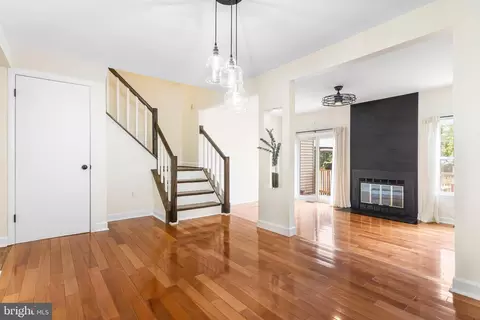 14809 Ashford Pl, Laurel, MD 20707 photo 5