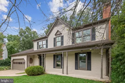 10101 Balsamwood Dr, Laurel, MD 20708 photo 3