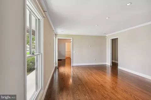 10101 Balsamwood Dr, Laurel, MD 20708 photo 11