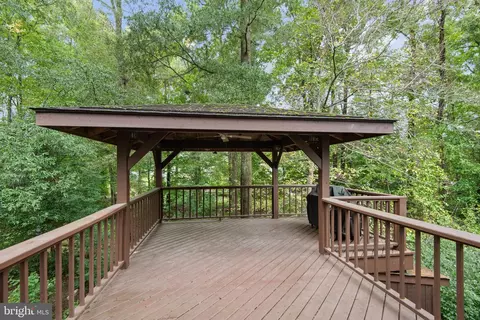 10101 Balsamwood Dr, Laurel, MD 20708 photo 44