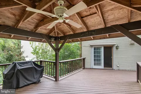10101 Balsamwood Dr, Laurel, MD 20708 photo 46