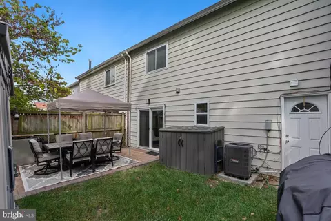 7705 Hyacinth Ct, Laurel, MD 20707 photo 29