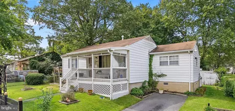 2501 Lakehurst Ave, District Heights, MD 20747
