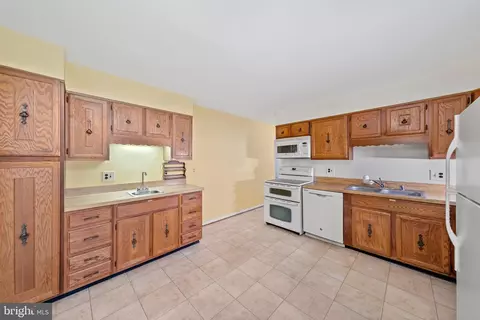 11409 Dundee Dr, Bowie, MD 20721 photo 41