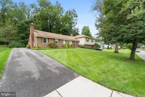 11409 Dundee Dr, Bowie, MD 20721 photo 4