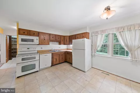 11409 Dundee Dr, Bowie, MD 20721 photo 42