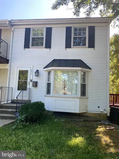 8317 Snowden Oaks Pl, Laurel, MD 20708