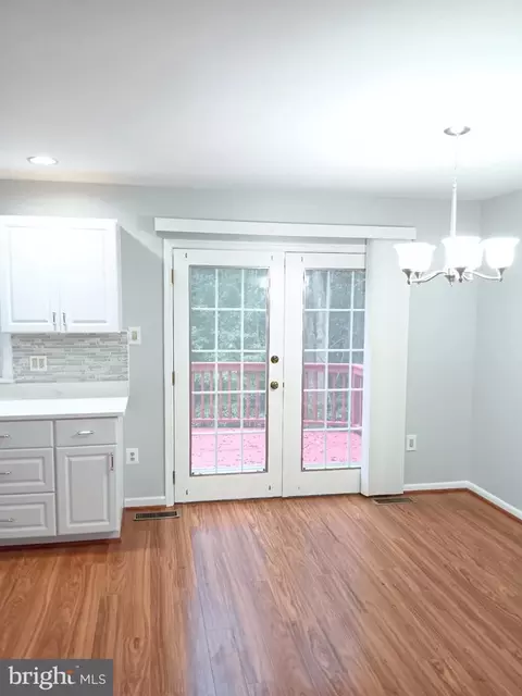 8317 Snowden Oaks Pl, Laurel, MD 20708 photo 16