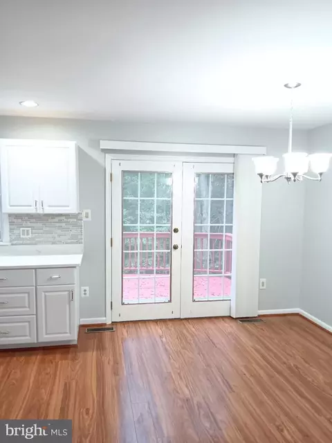 8317 Snowden Oaks Pl, Laurel, MD 20708 photo 15