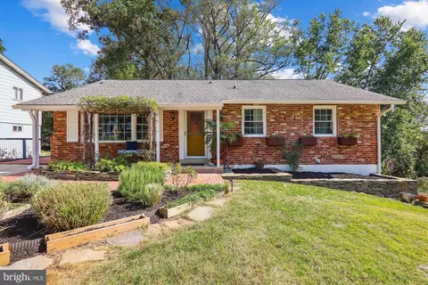 1723 Taylor Ave, Fort Washington, MD 20744