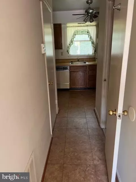 7346 Green Oak Ter, Lanham, MD 20706 photo 5