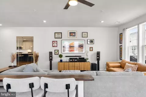 10552 Neil Armstrong Way, Lanham, MD 20706 photo 5