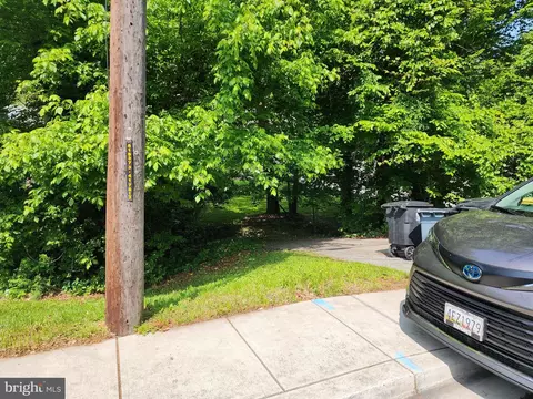 2221 Shadyside Ave, Suitland, MD 20746