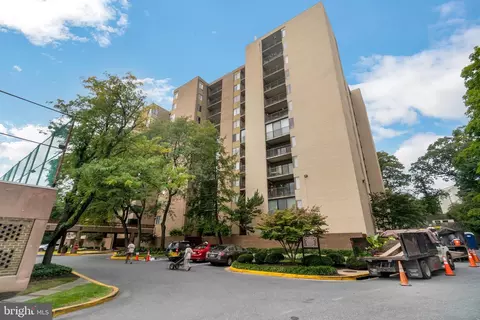 9200 Edwards Way #214, Hyattsville, MD 20783