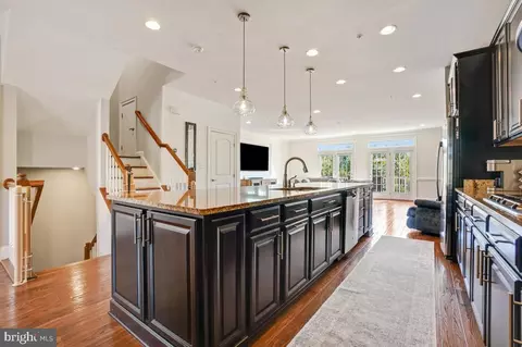 5427 Stream Bank Ln, Greenbelt, MD 20770