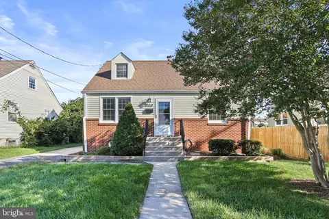 5014 Berwyn Rd, College Park, MD 20740