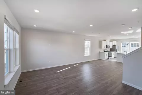 2048 Ruby Turn Turn, Bowie, MD 20721 photo 3