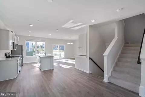 2048 Ruby Turn Turn, Bowie, MD 20721 photo 4