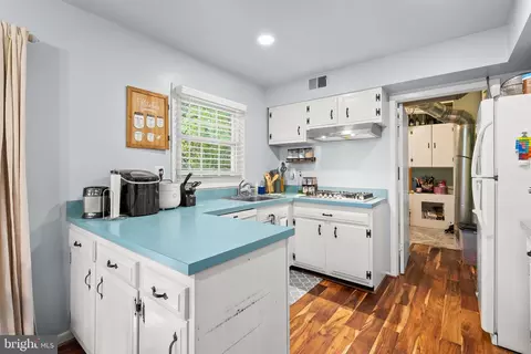 4013 Wakefield Ln, Bowie, MD 20715 photo 12