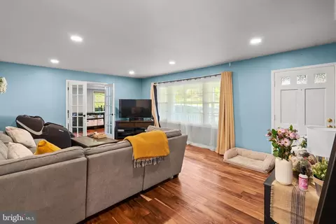 4013 Wakefield Ln, Bowie, MD 20715 photo 6