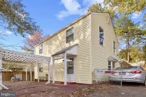 7206 Kent Town Dr, Hyattsville, MD 20785