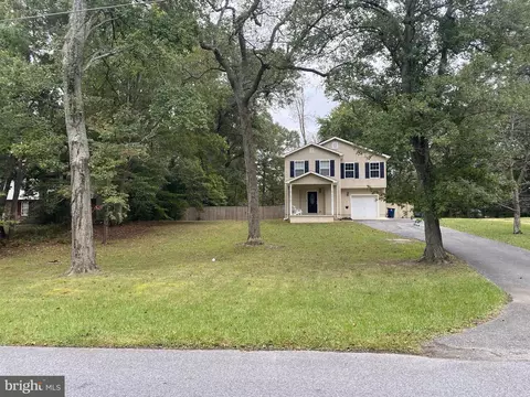 1108 Pine Ln, Accokeek, MD 20607