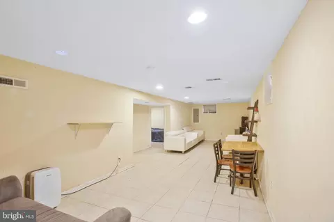 5303 Barker Pl, Lanham, MD 20706 photo 21