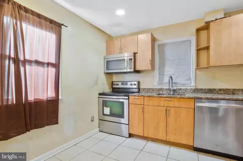 5303 Barker Pl, Lanham, MD 20706 photo 10