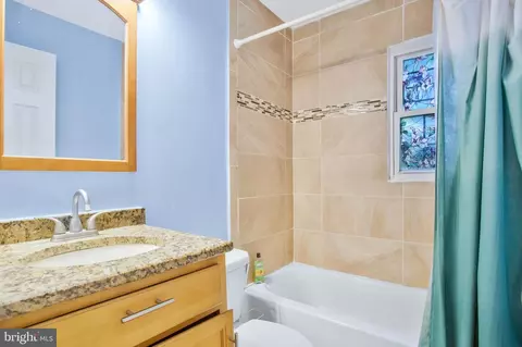 5303 Barker Pl, Lanham, MD 20706 photo 17