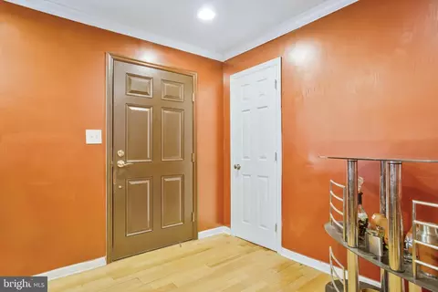 5303 Barker Pl, Lanham, MD 20706 photo 2