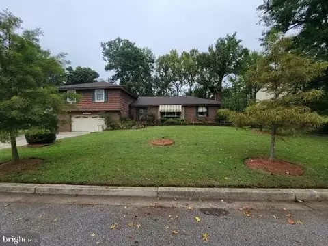 12106 Chesterton Dr, Marlboro, MD 20774