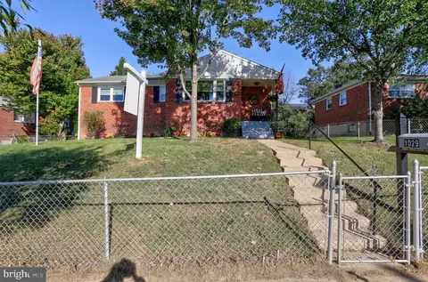 1029 Ward St, Laurel, MD 20707 photo 2