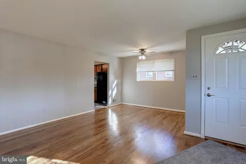 1029 Ward St, Laurel, MD 20707 photo 6
