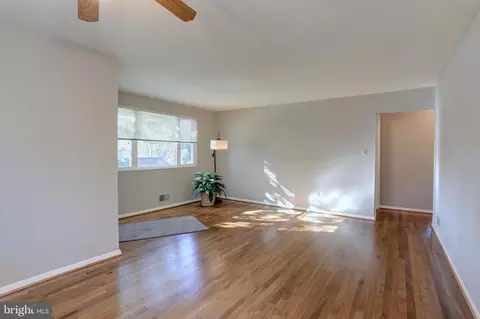 1029 Ward St, Laurel, MD 20707 photo 5