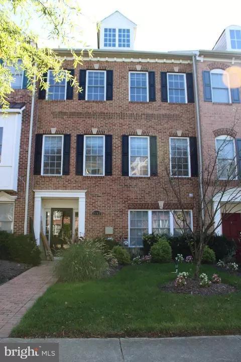 2712 Moores Plains Blvd, Marlboro, MD 20774