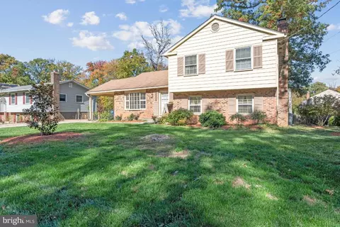 8506 Chervil Rd, Lanham, MD 20706