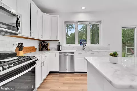12115 Quick Fox Ln, Bowie, MD 20720 photo 8