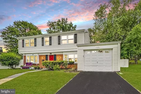 12505 Scarlet Ln, Bowie, MD 20715
