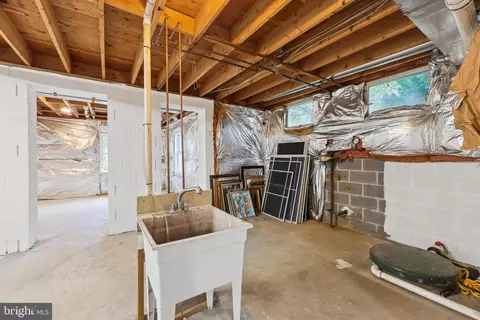 11906 Progress Ln, Bowie, MD 20721 photo 68