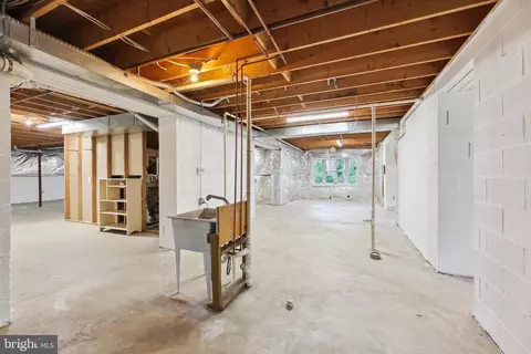 11906 Progress Ln, Bowie, MD 20721 photo 69