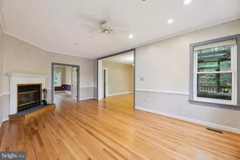 11906 Progress Ln, Bowie, MD 20721 photo 9