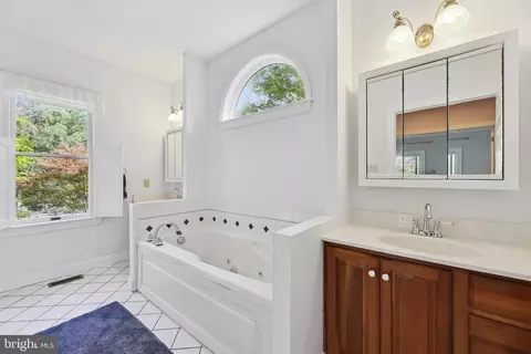 11906 Progress Ln, Bowie, MD 20721 photo 25